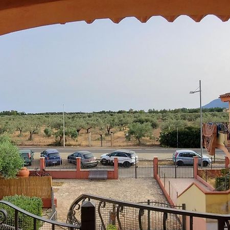 Appartamento A Pula Vicino Al Mare エクステリア 写真