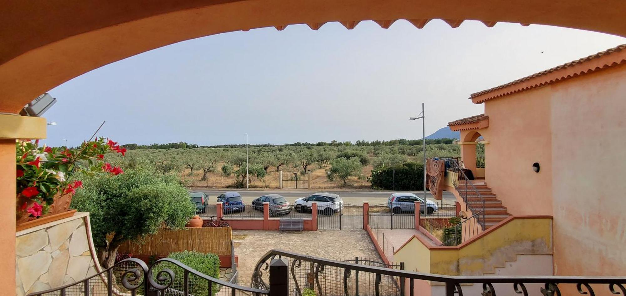 Appartamento A Pula Vicino Al Mare エクステリア 写真